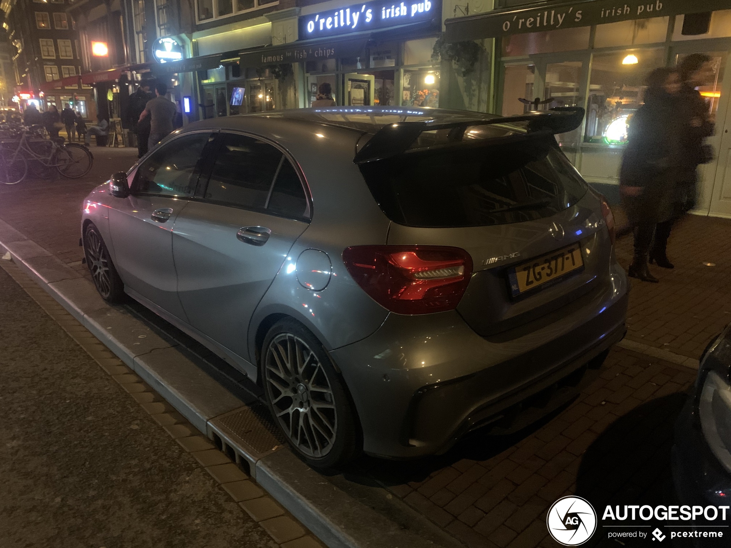 Mercedes-AMG A 45 W176 2015