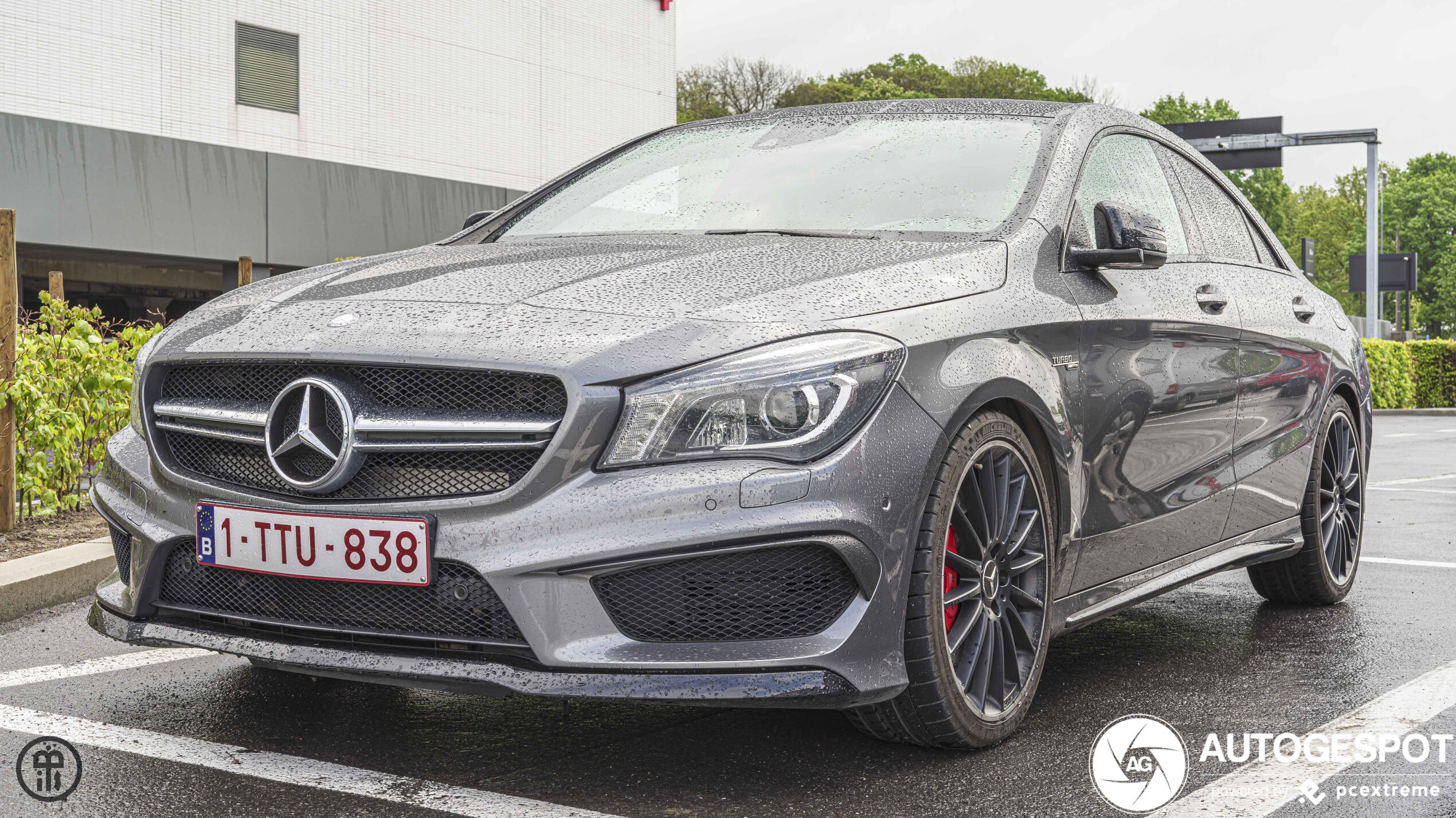 Mercedes-Benz CLA 45 AMG C117