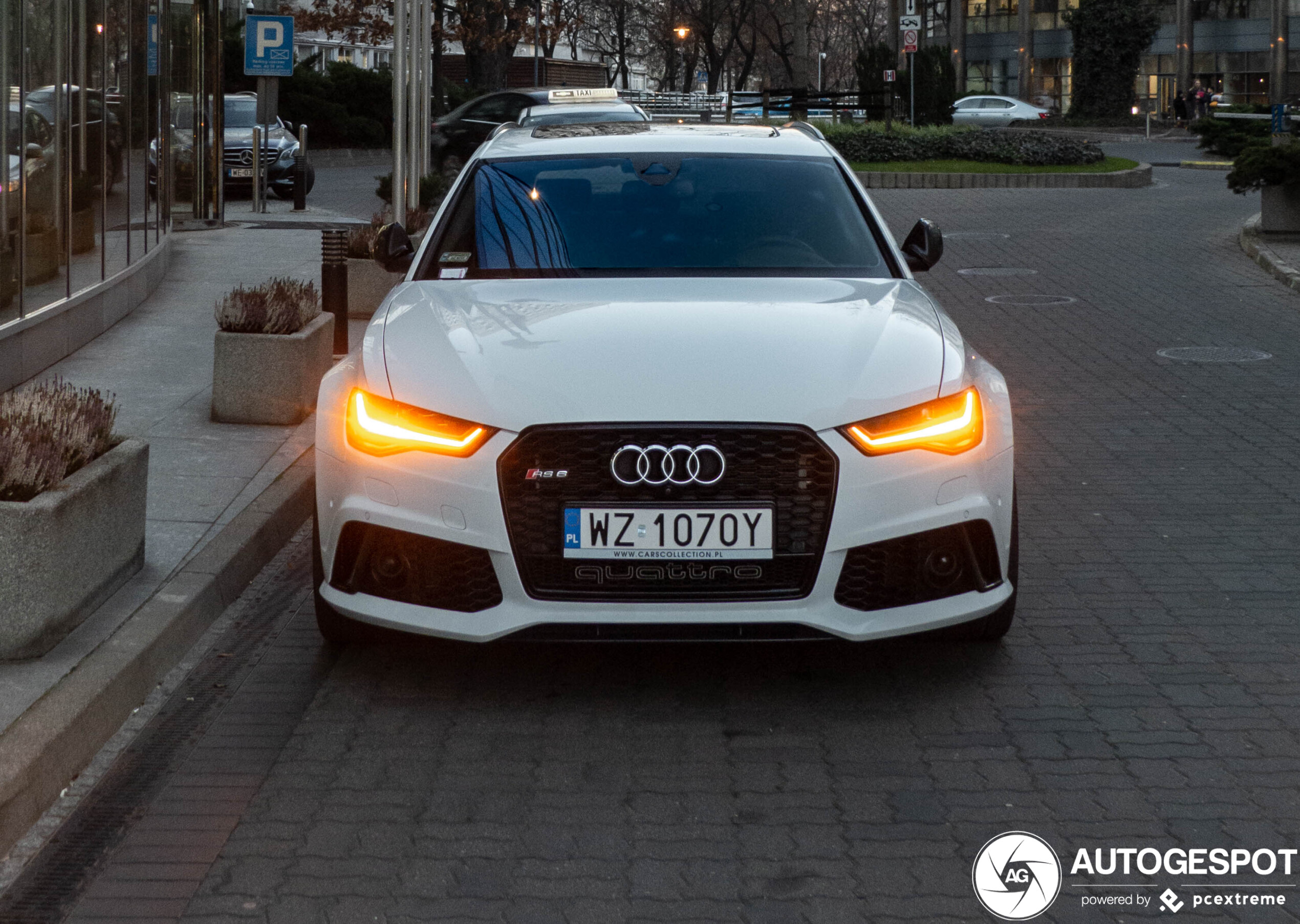 Audi RS6 Avant C7 2015