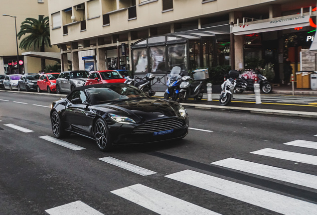 Aston Martin DB11 V8 Volante