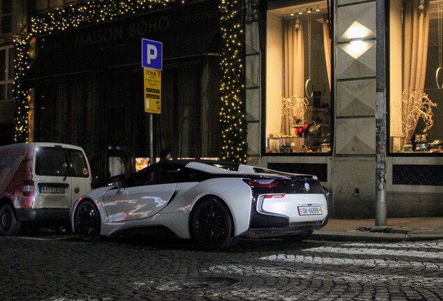 BMW i8 Roadster