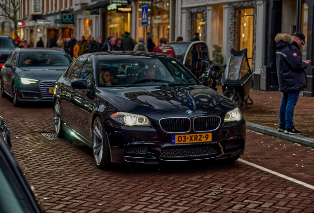 BMW M5 F10 2011