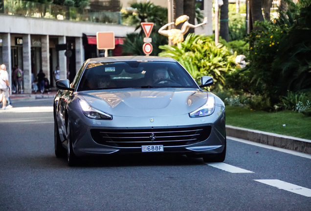 Ferrari GTC4Lusso