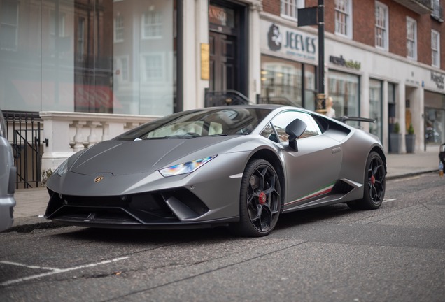 Lamborghini Huracán LP640-4 Performante