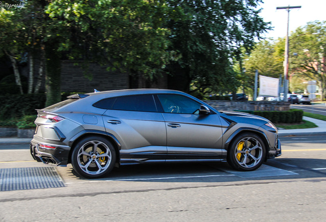 Lamborghini Urus Topcar Design