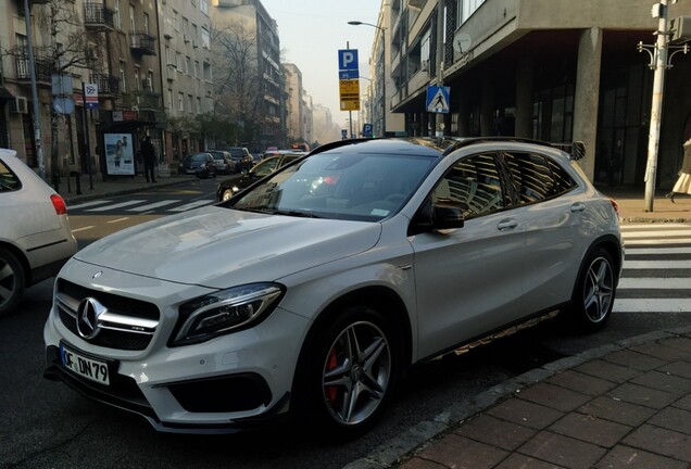 Mercedes-AMG GLA 45 X156