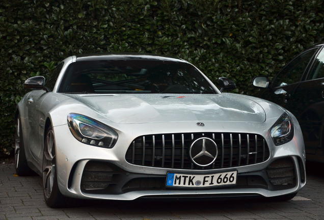 Mercedes-AMG GT R C190