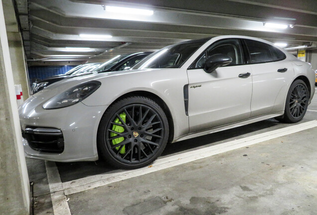 Porsche 971 Panamera Turbo S E-Hybrid