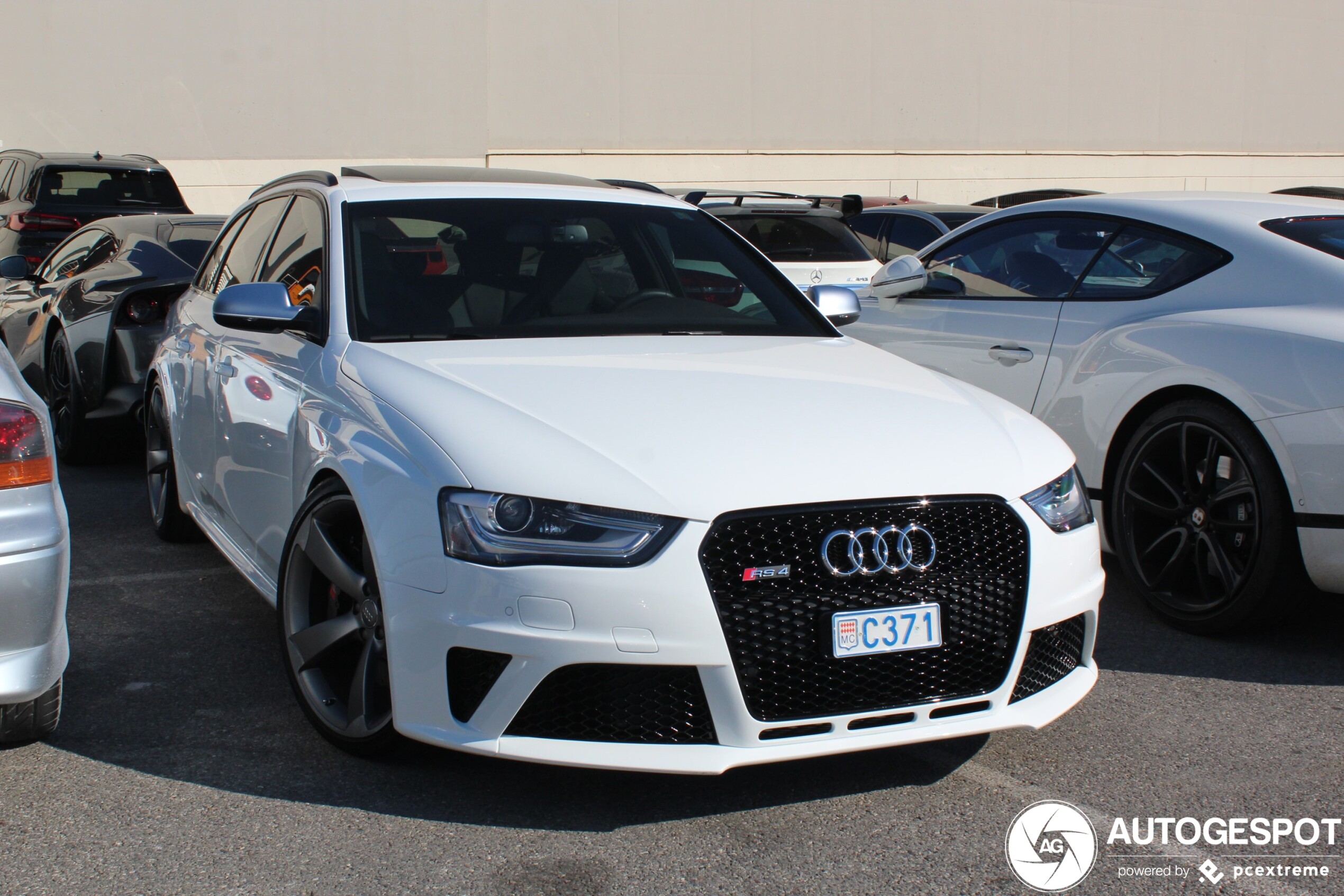 Audi RS4 Avant B8