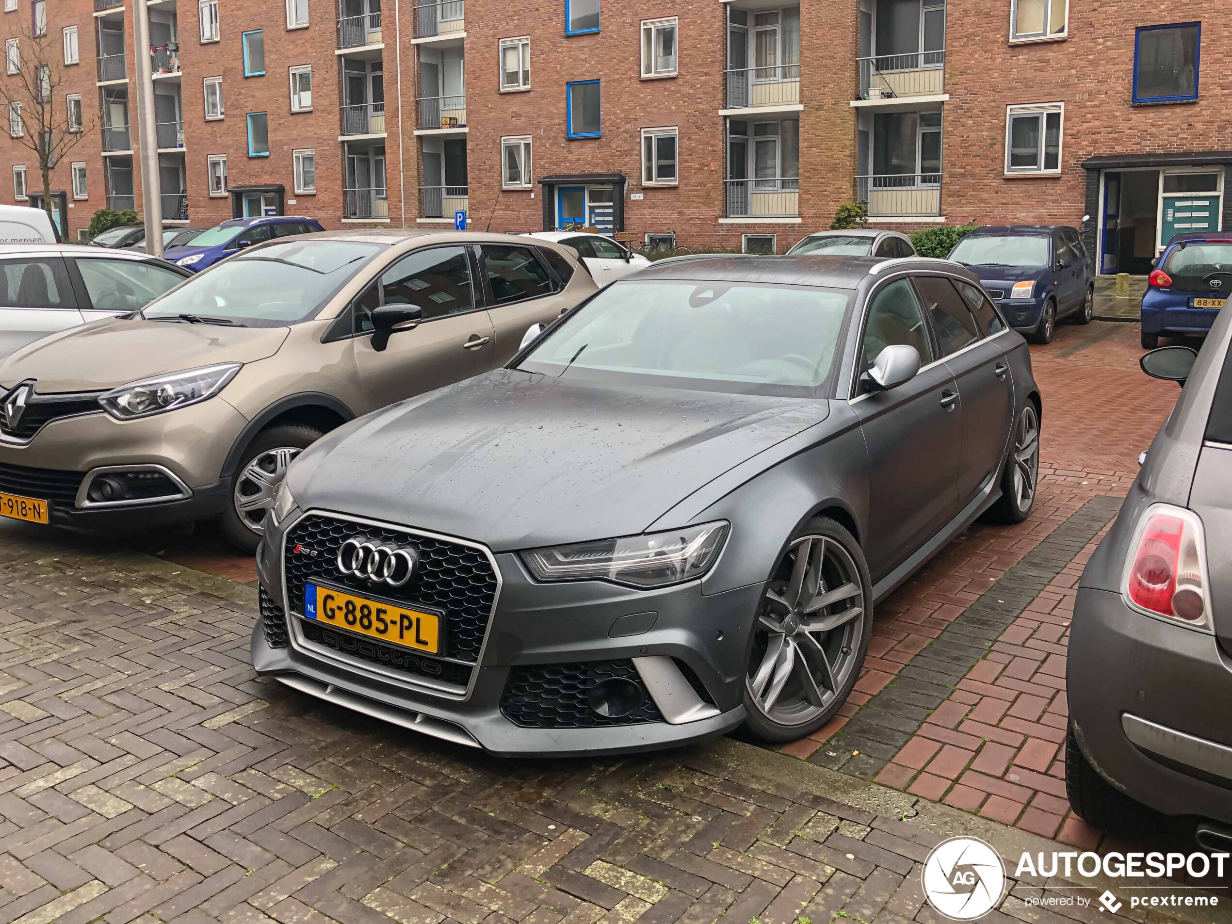 Audi RS6 Avant C7 2015