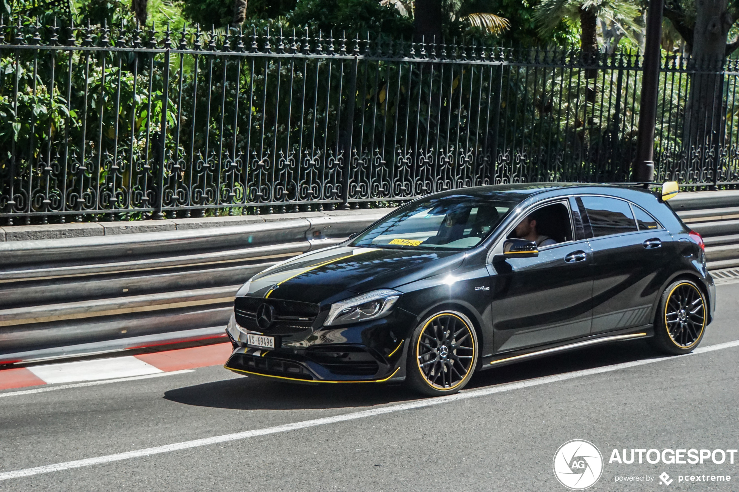 Mercedes-AMG A 45 W176 Yellow Night Edition