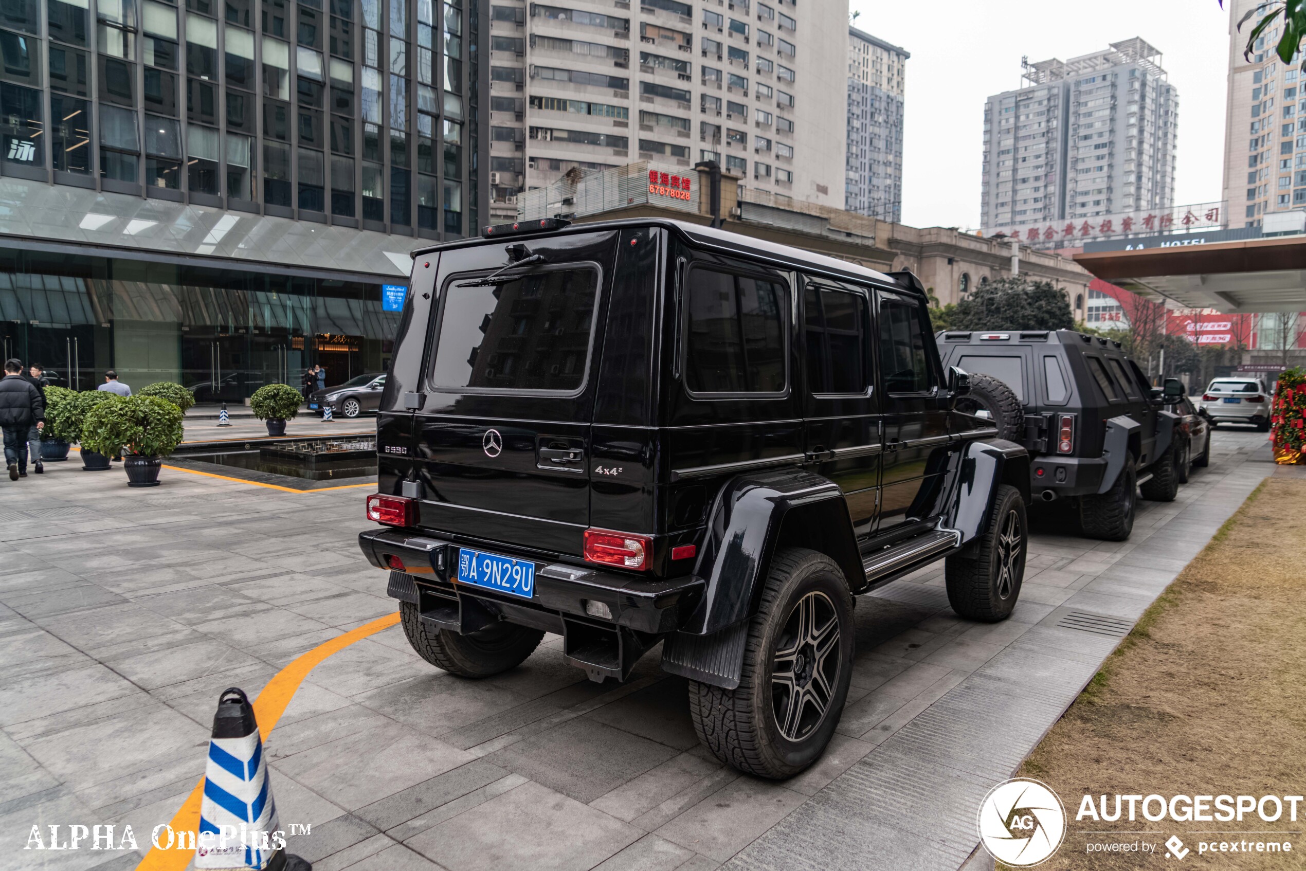 Mercedes-Benz G 550 4X4²