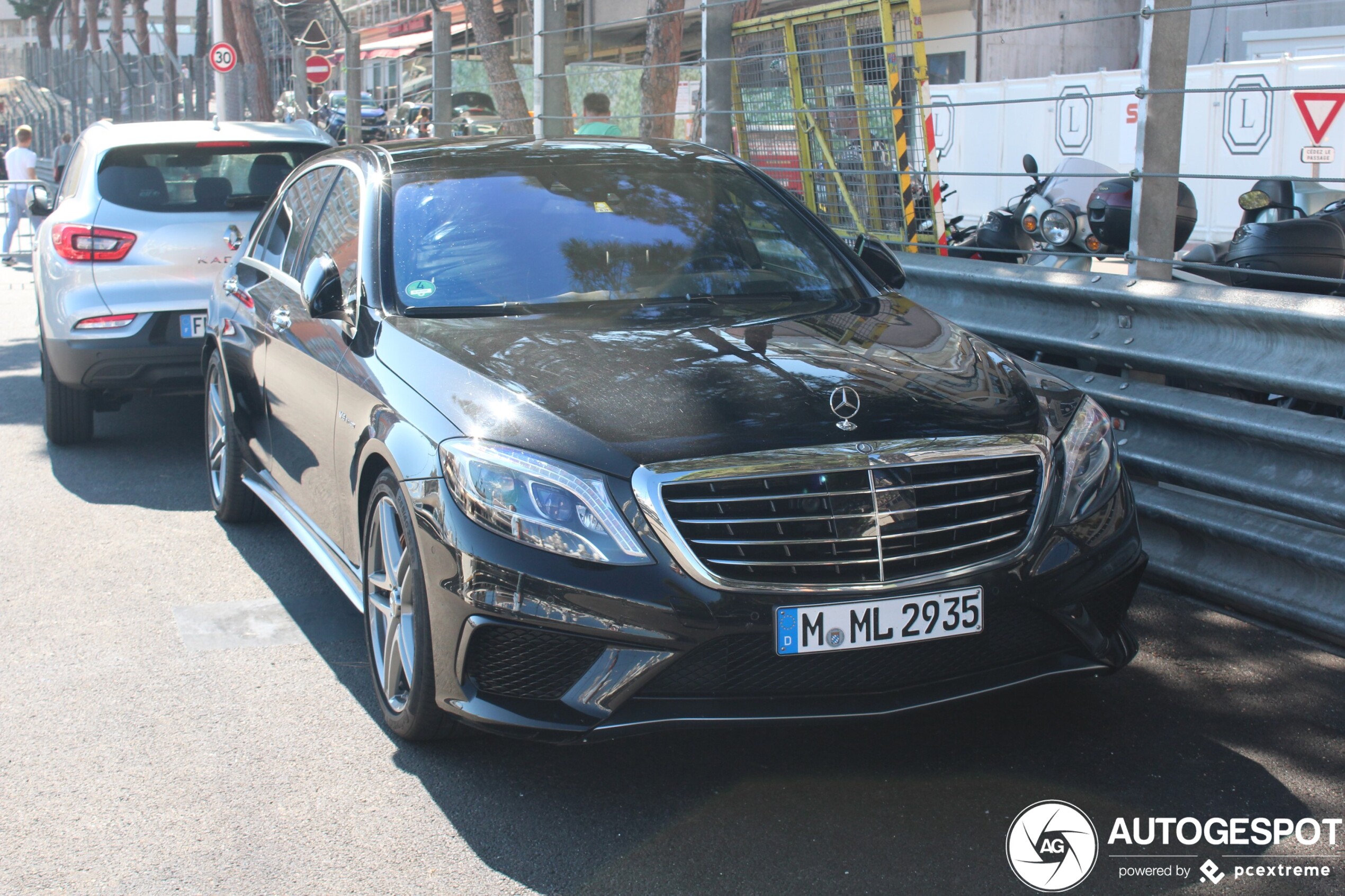 Mercedes-Benz S 63 AMG V222