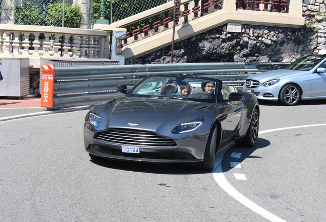 Aston Martin DB11 V8 Volante