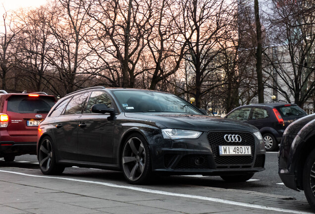 Audi RS4 Avant B8