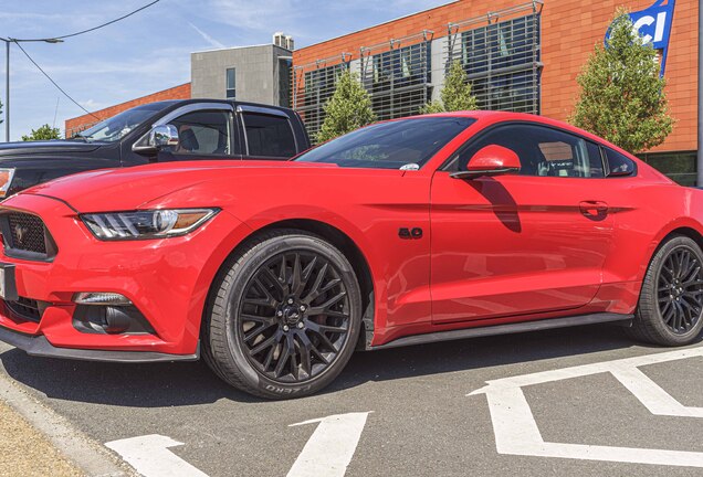 Ford Mustang GT 2015