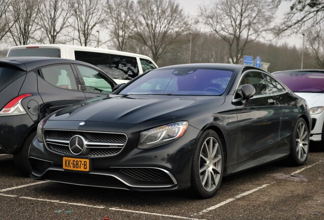 Mercedes-Benz S 63 AMG Coupé C217