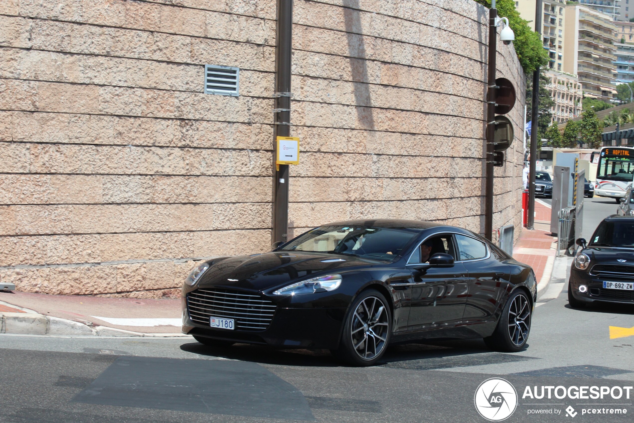 Aston Martin Rapide S