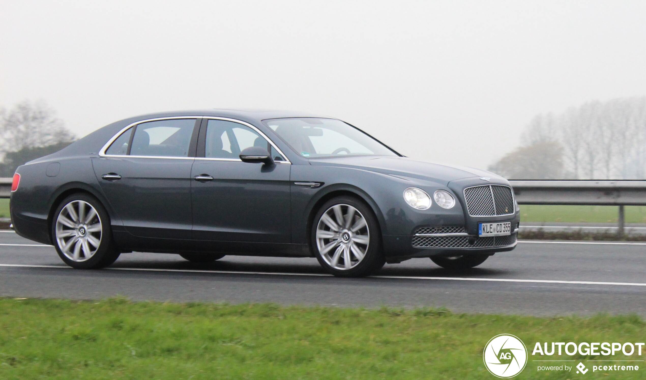 Bentley Flying Spur W12