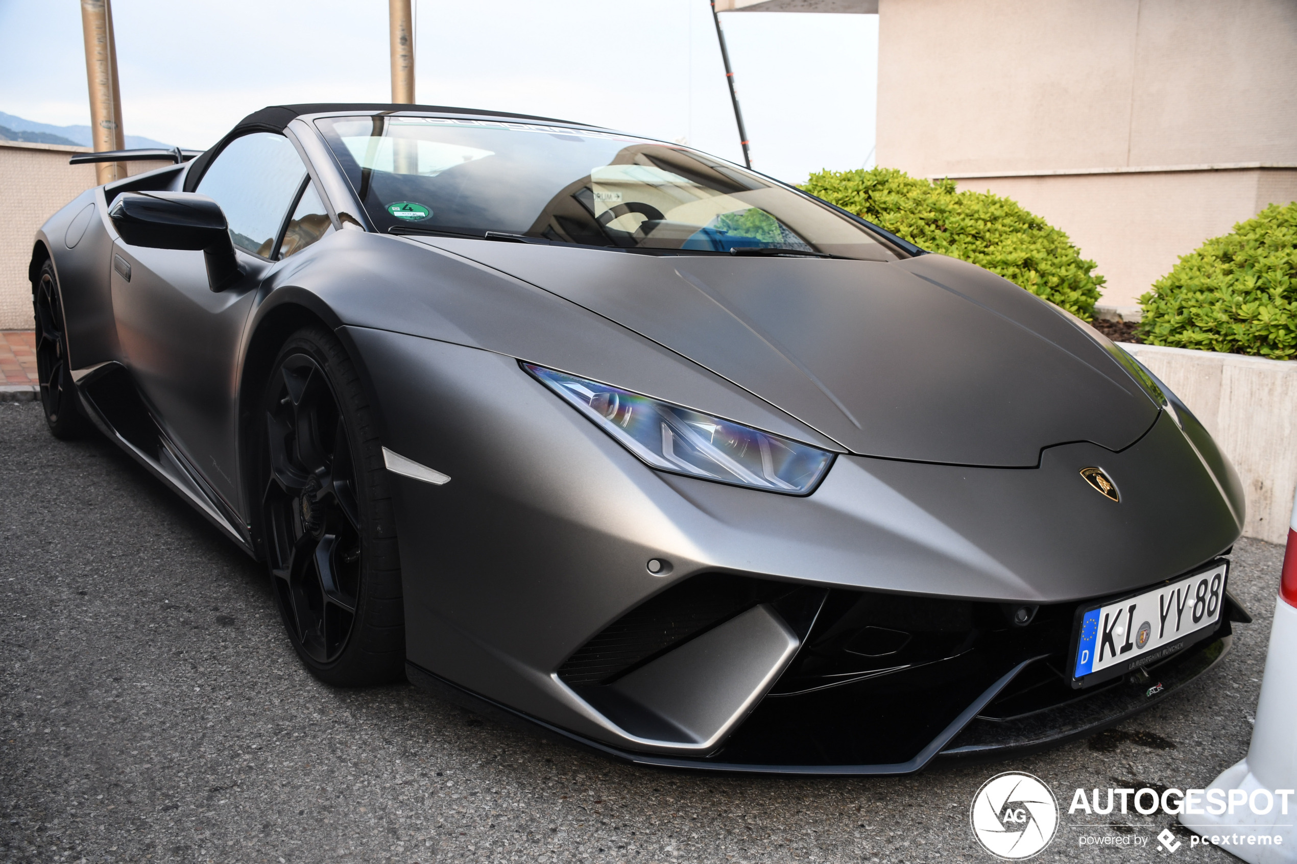 Lamborghini Huracán LP640-4 Performante Spyder