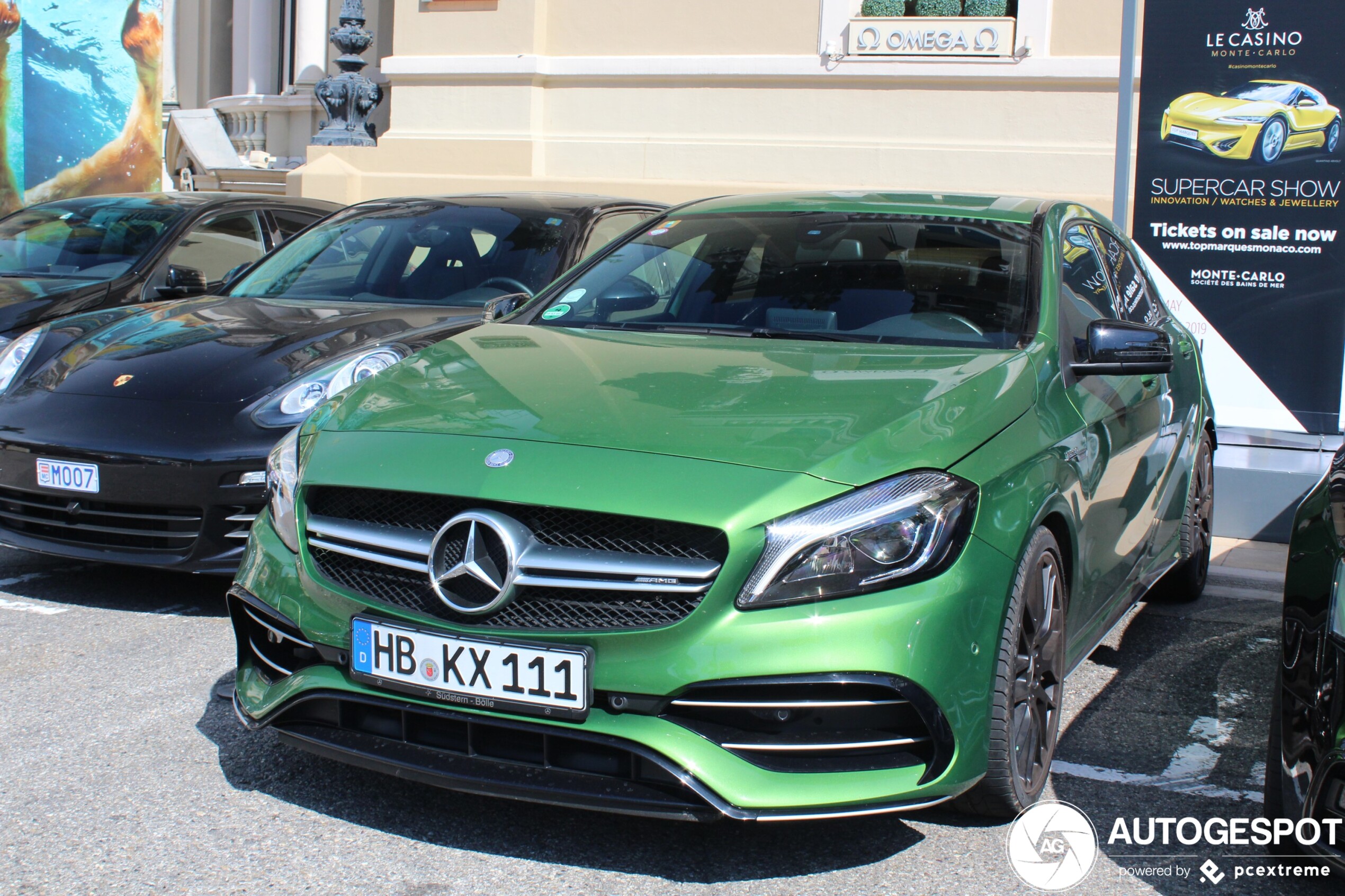 Mercedes-AMG A 45 W176 2015