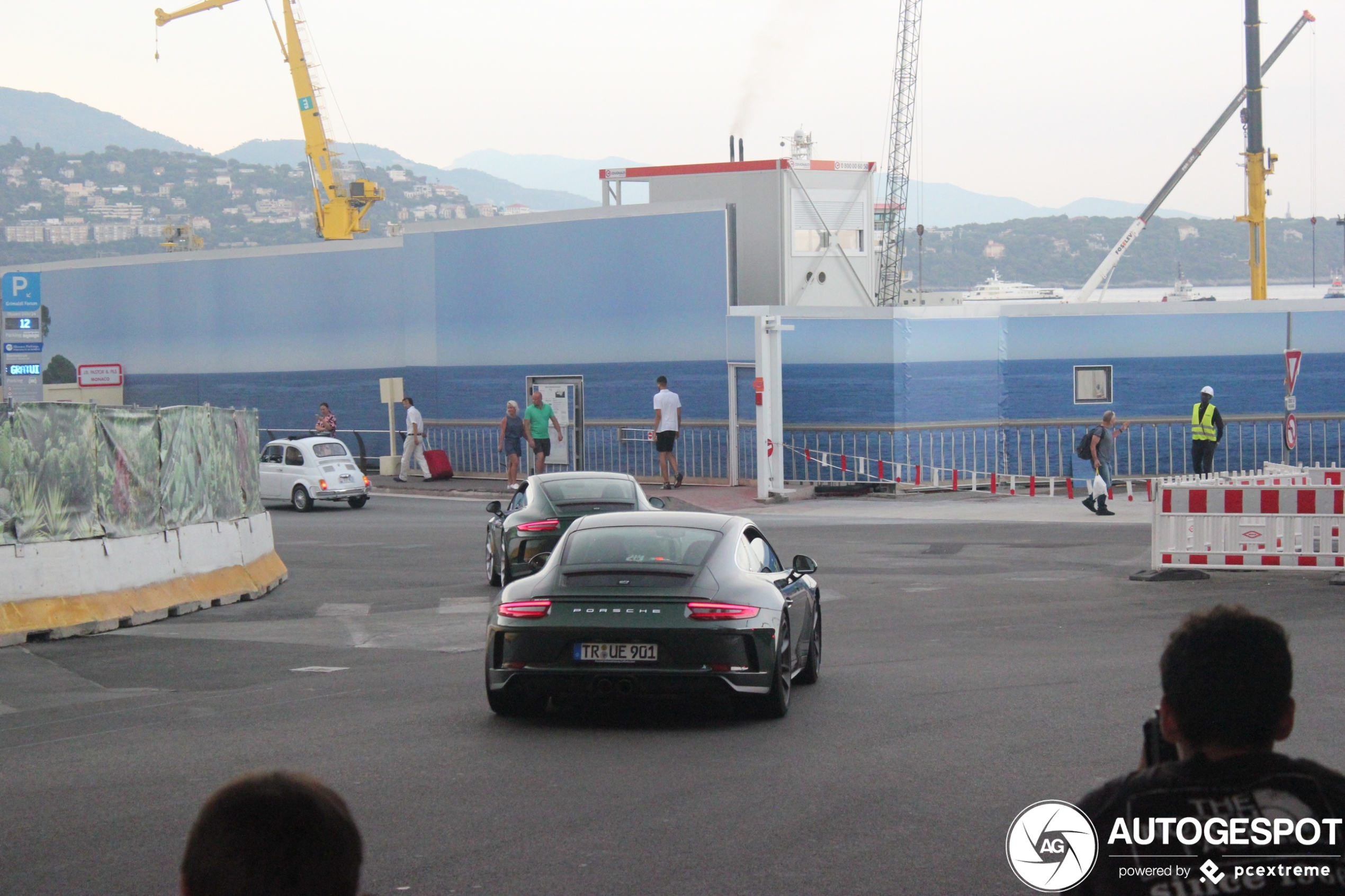 Irish Green Porsche duo ravot door Monaco