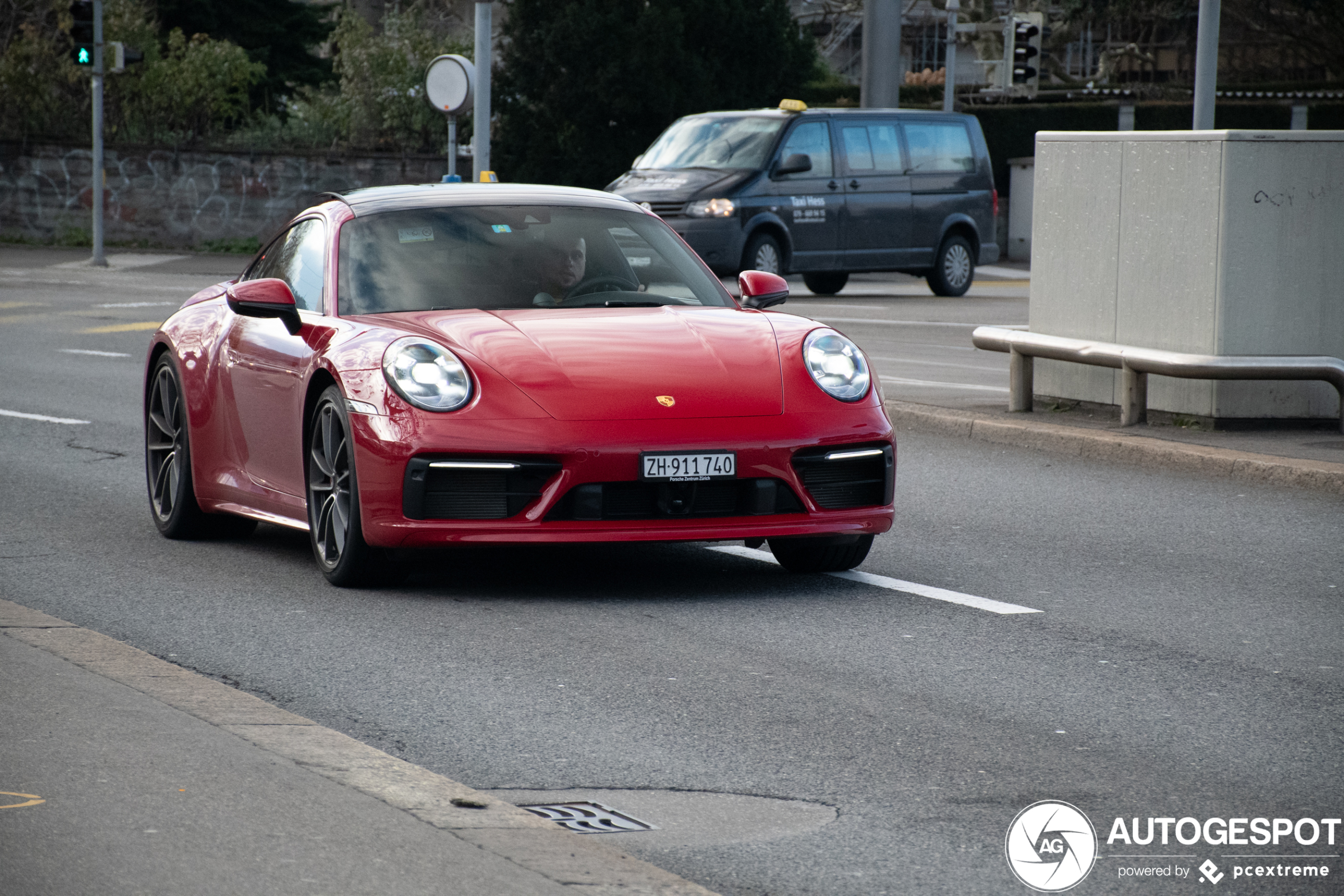 Porsche 992 Carrera 4S