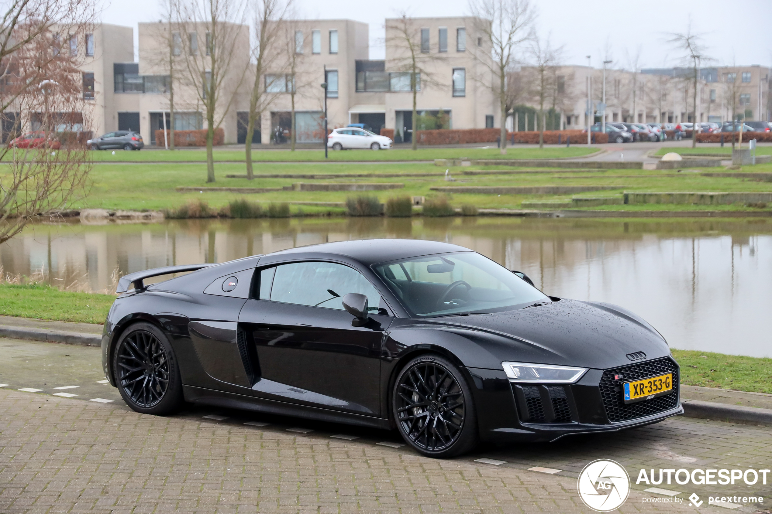 Audi R8 V10 Plus 2015