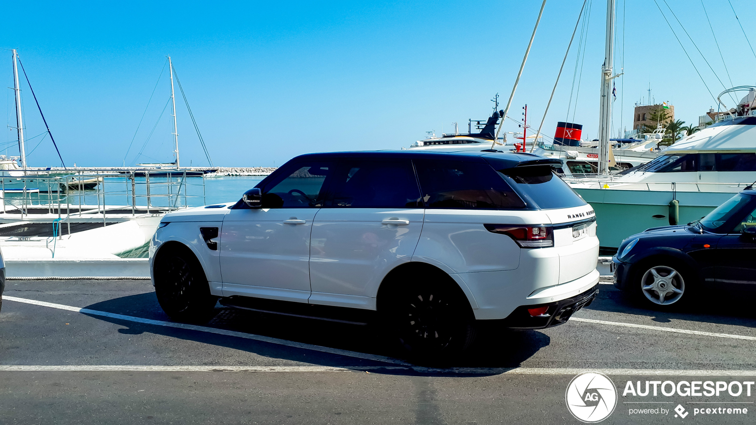 Land Rover Range Rover Sport SVR