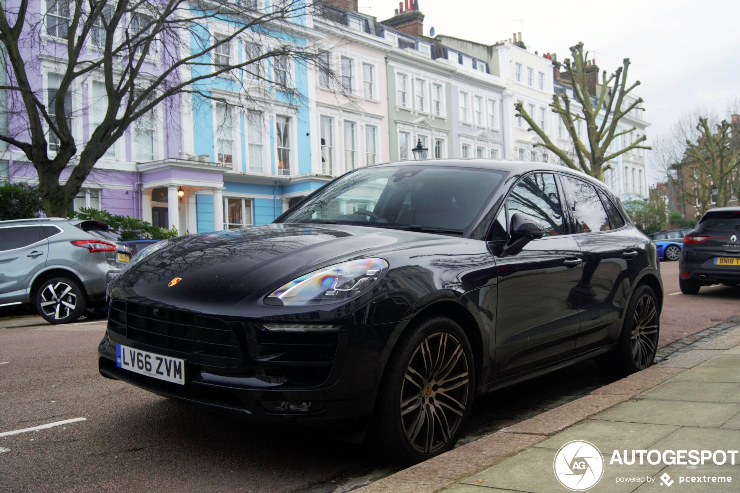 Porsche 95B Macan GTS