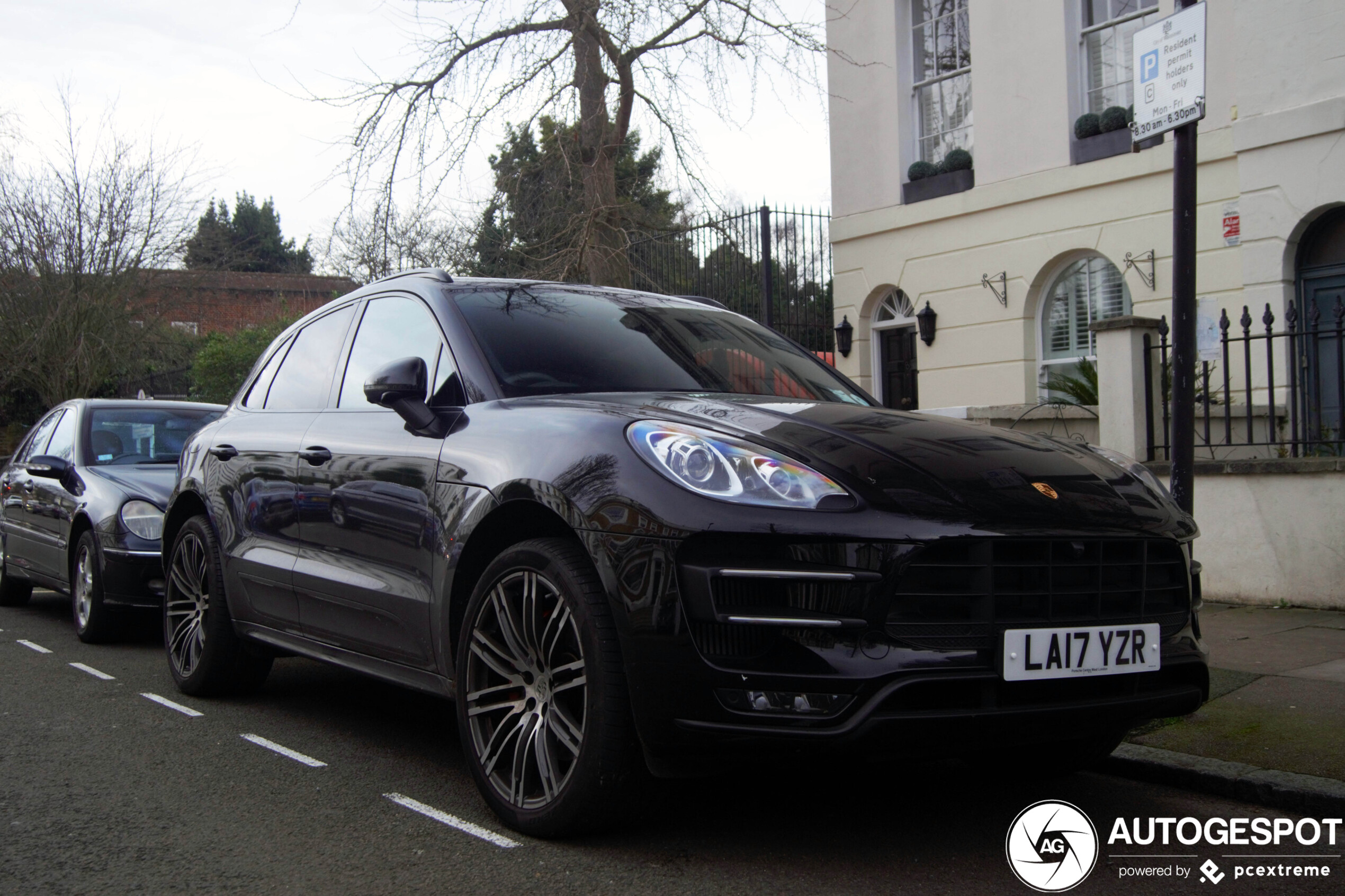 Porsche 95B Macan Turbo