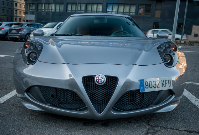 Alfa Romeo 4C Coupé