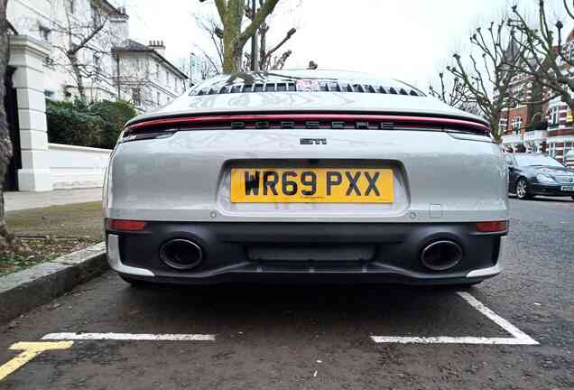 Porsche 992 Carrera 4S