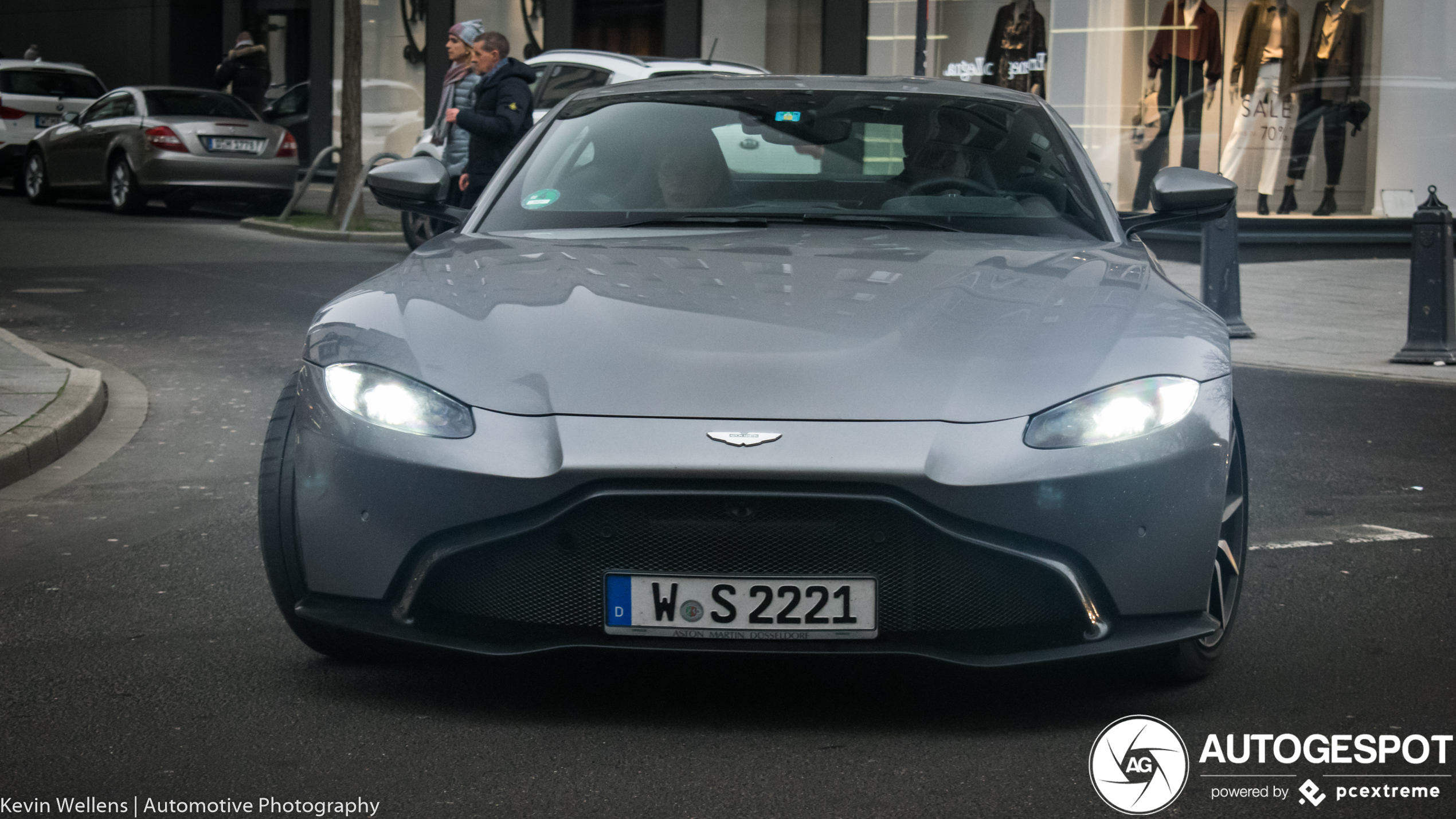 Aston Martin V8 Vantage 2018