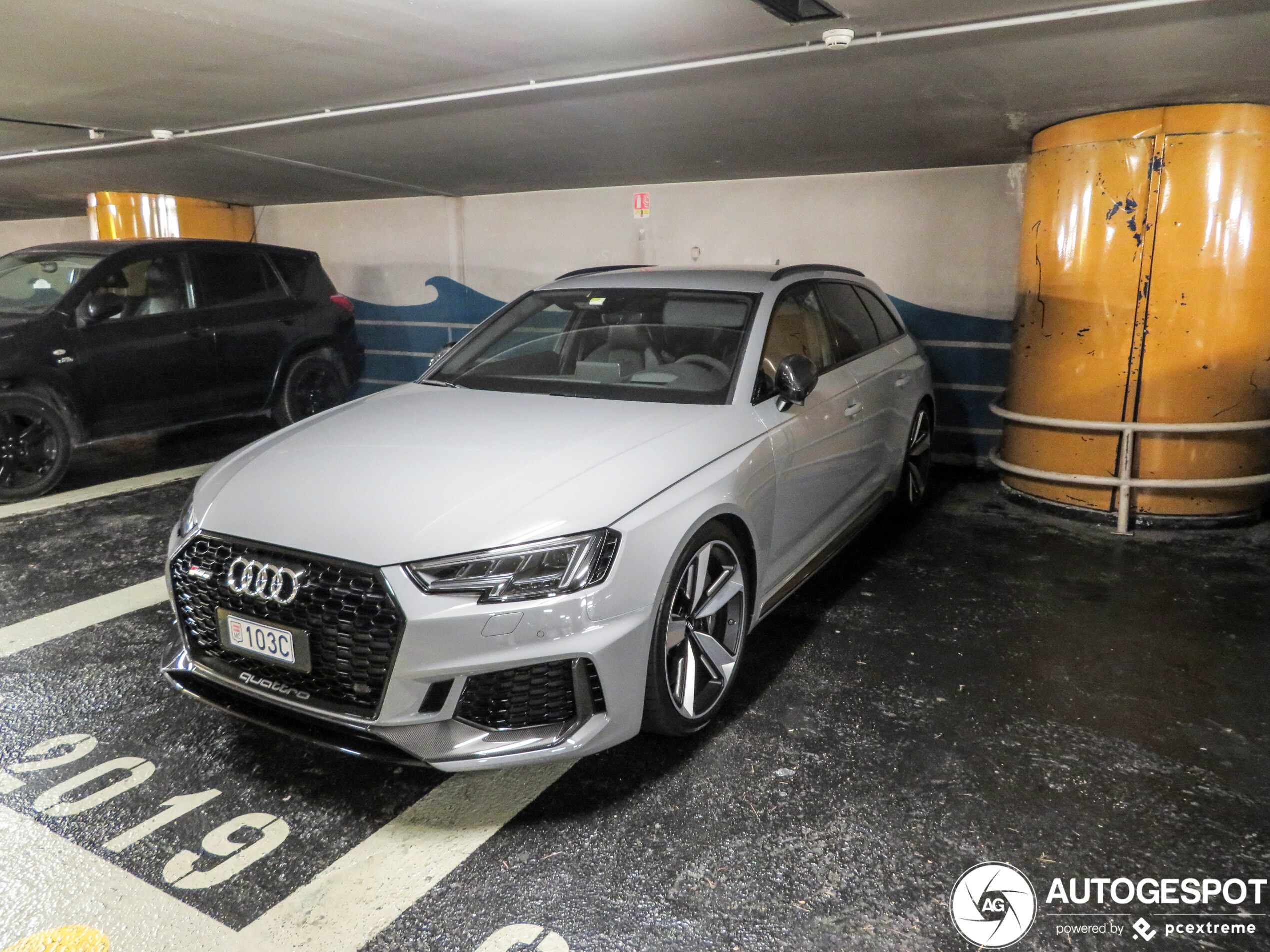 Audi RS4 Avant B9