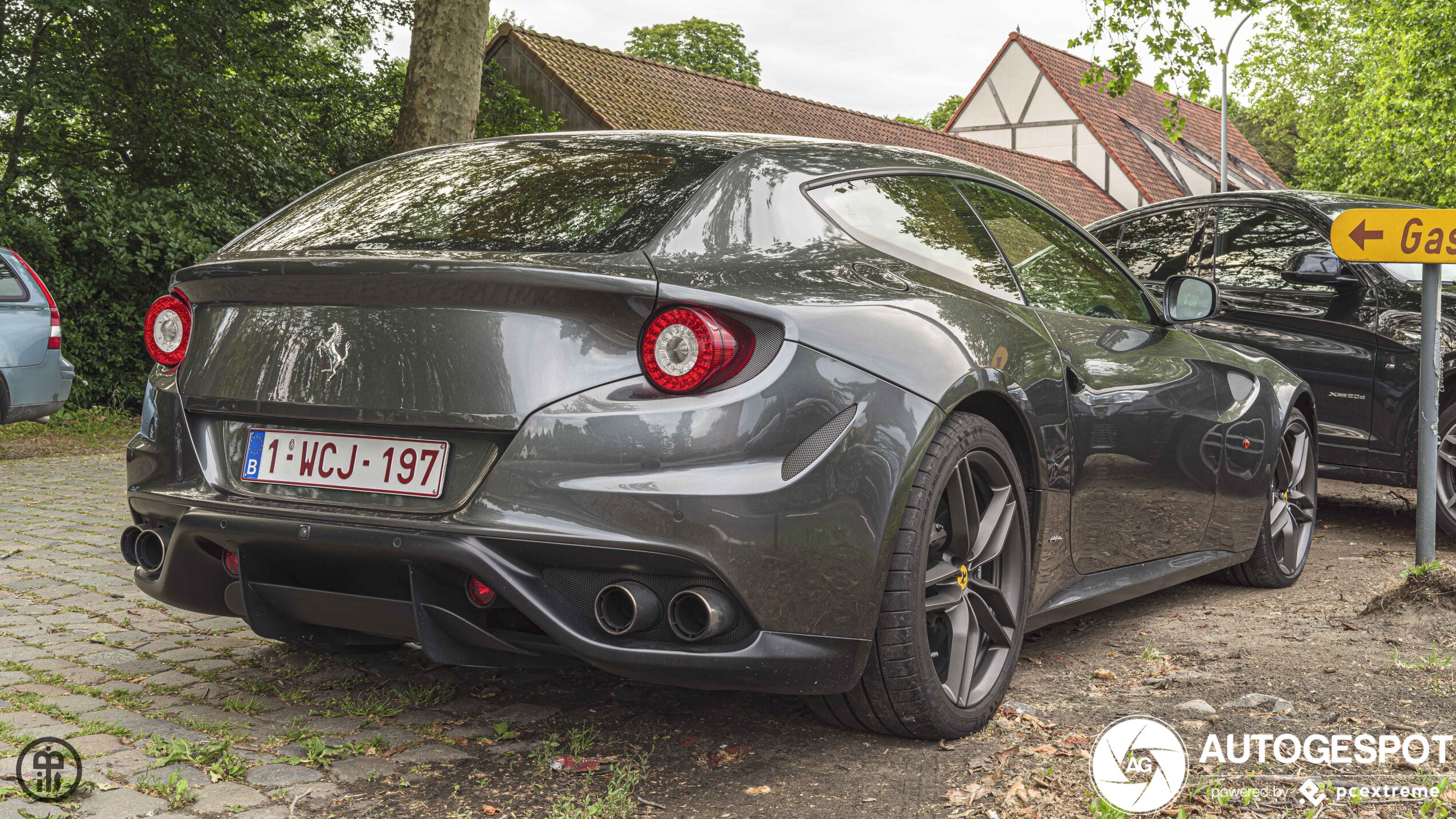 Ferrari FF