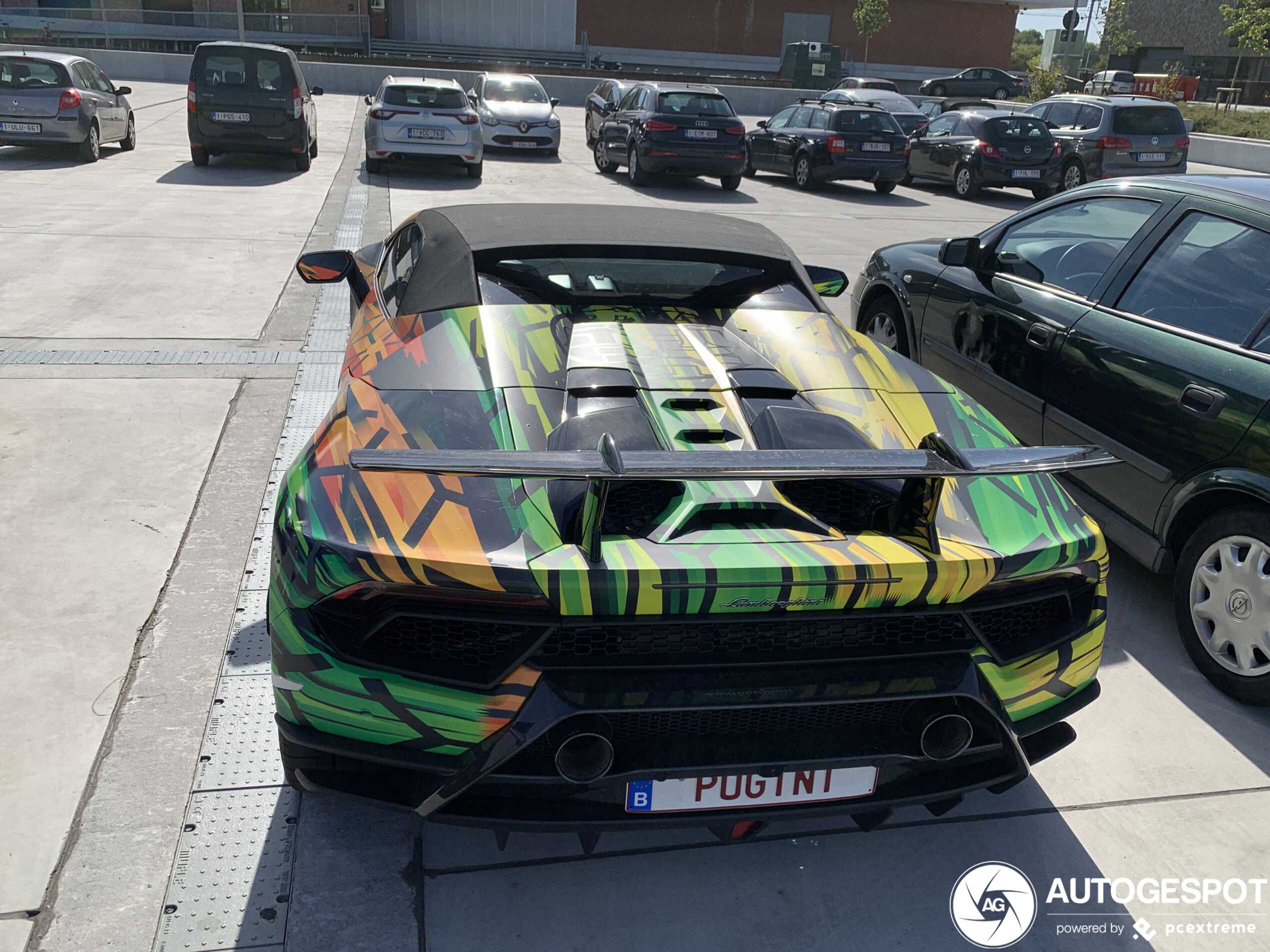 Lamborghini Huracán LP640-4 Performante Spyder