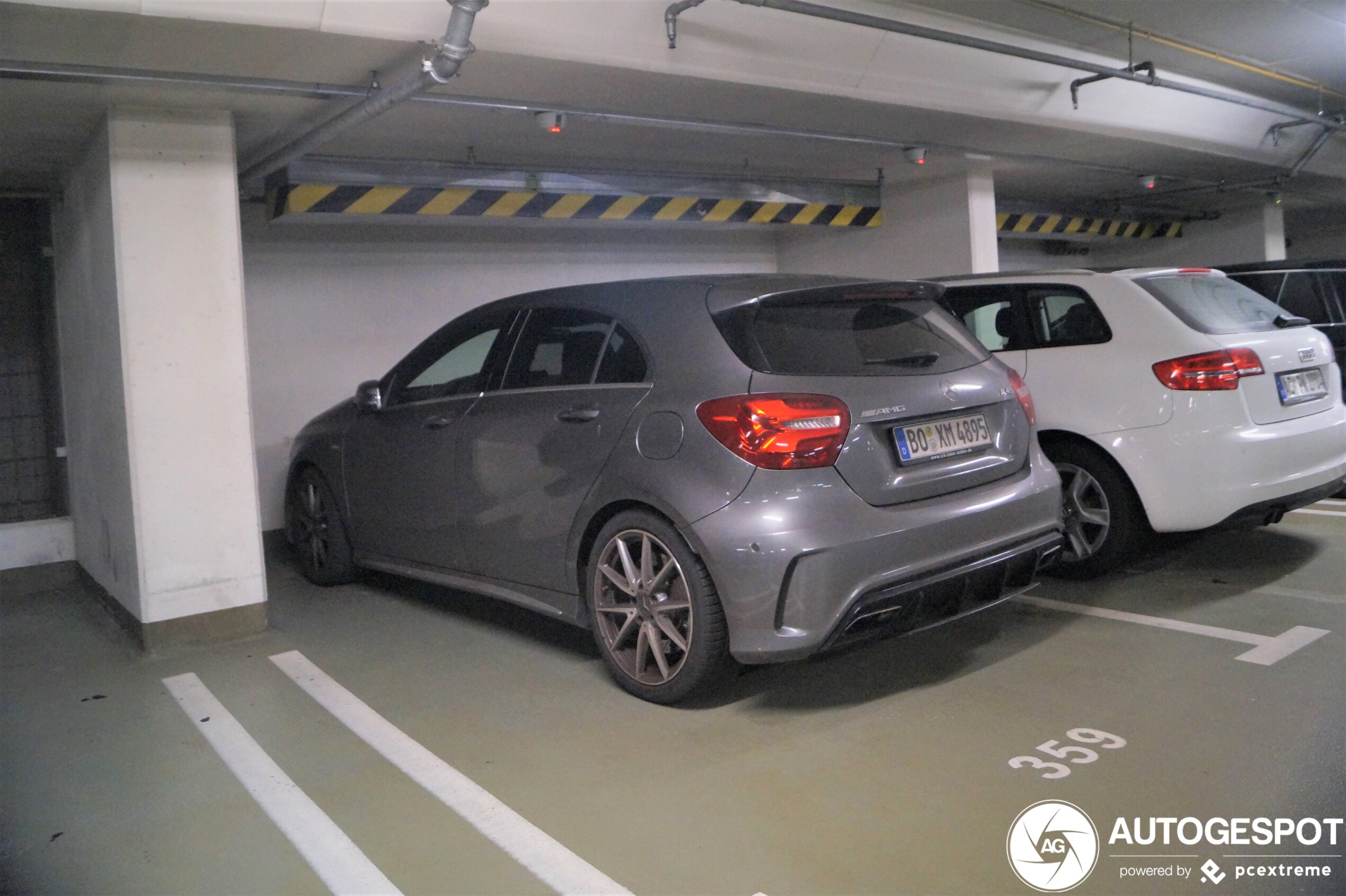 Mercedes-AMG A 45 W176 2015