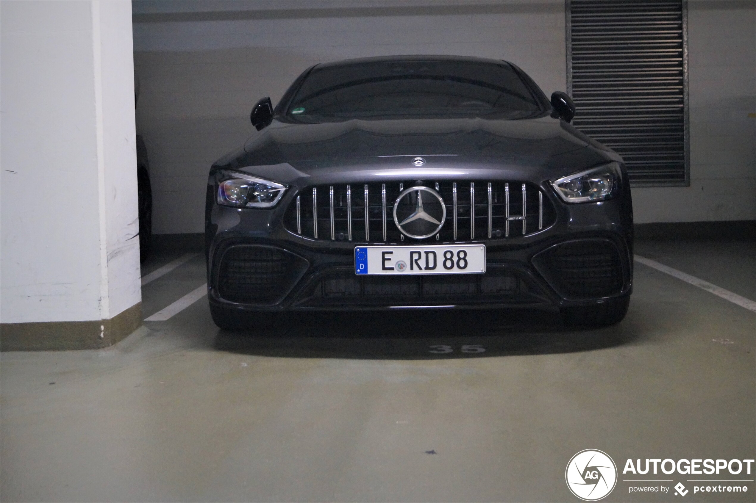 Mercedes-AMG GT 63 S X290