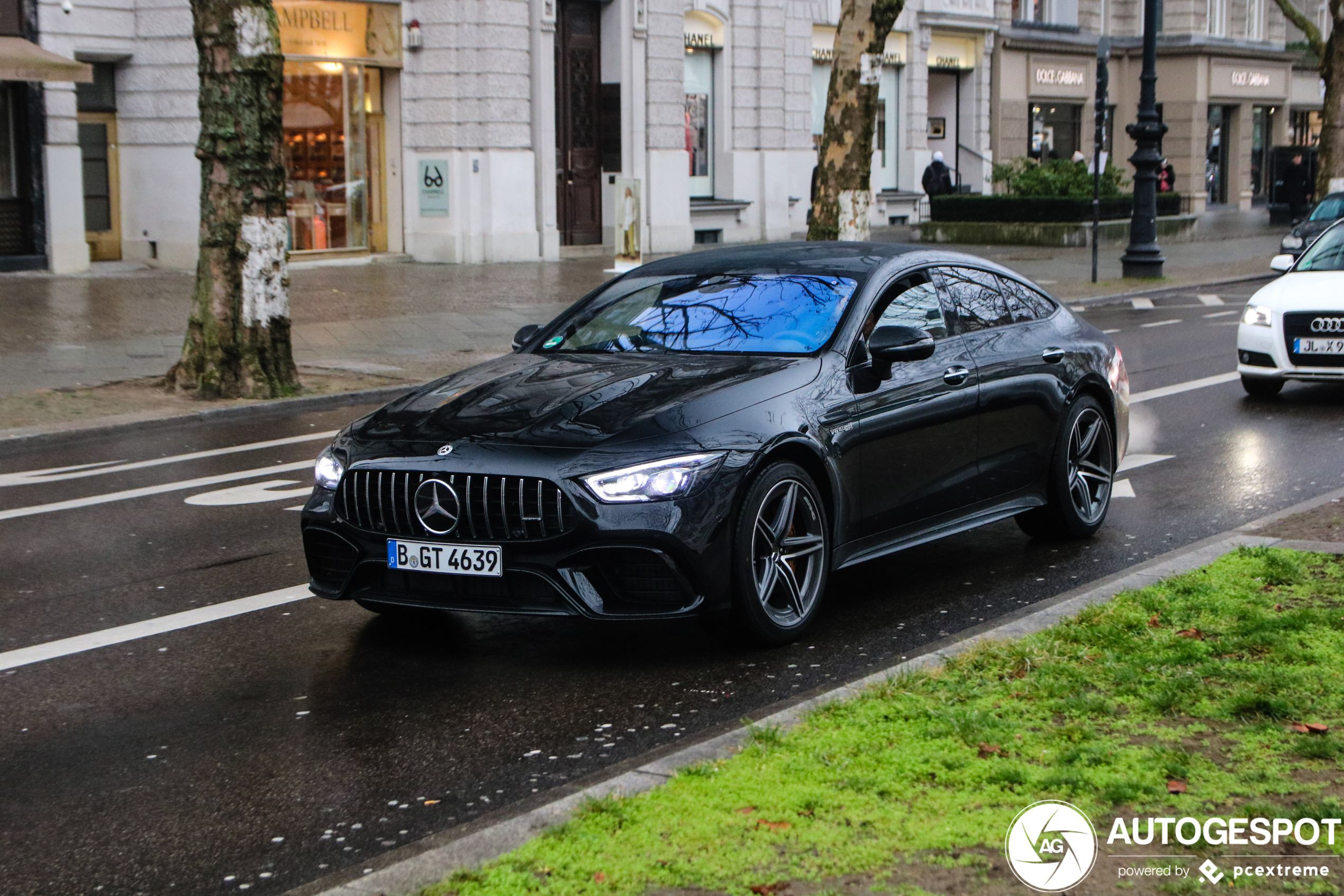 Mercedes-AMG GT 63 S X290