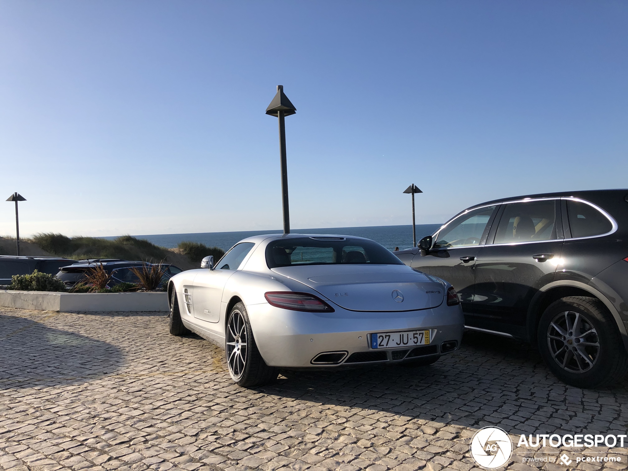 Mercedes-Benz SLS AMG