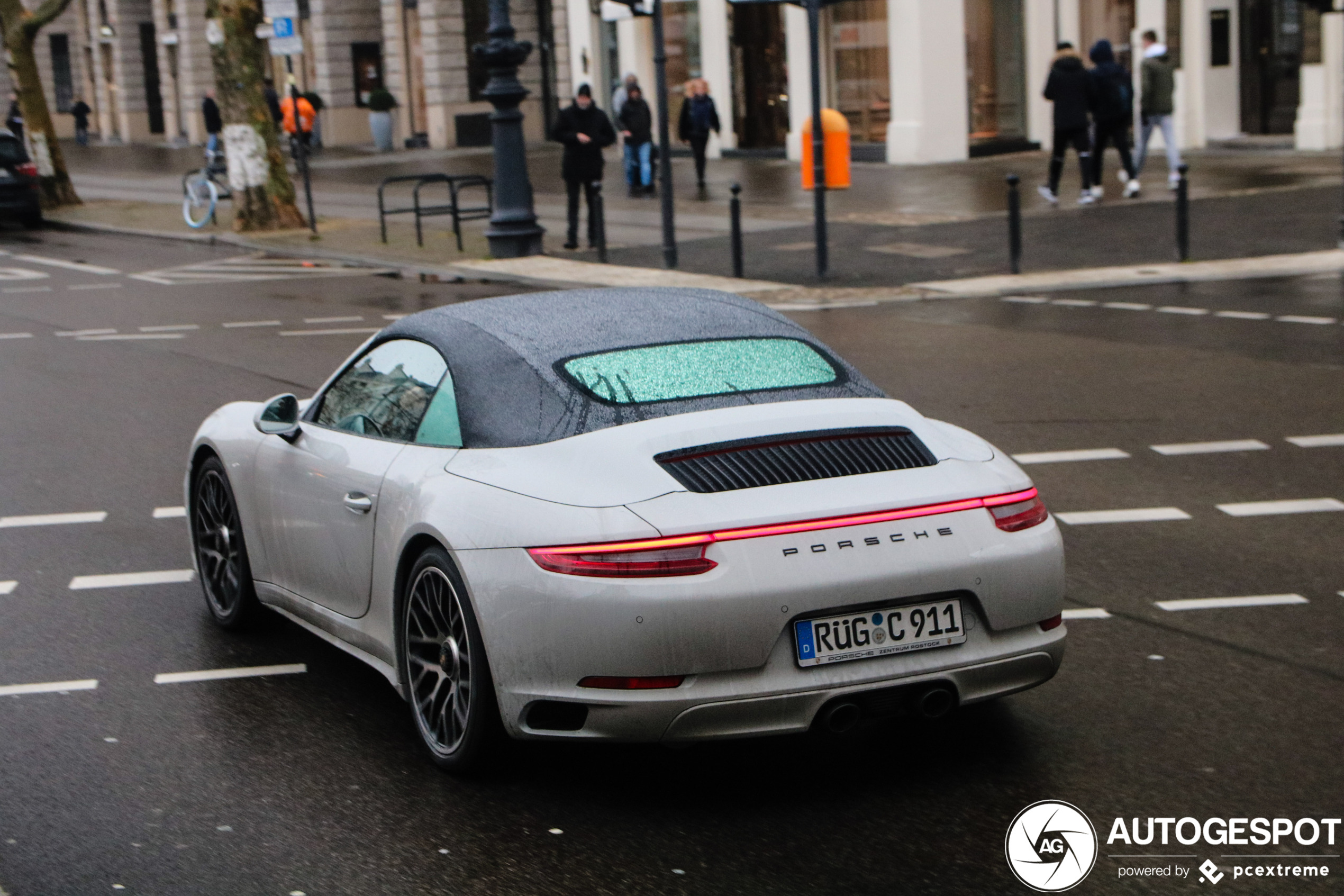 Porsche 991 Carrera 4 GTS Cabriolet MkII