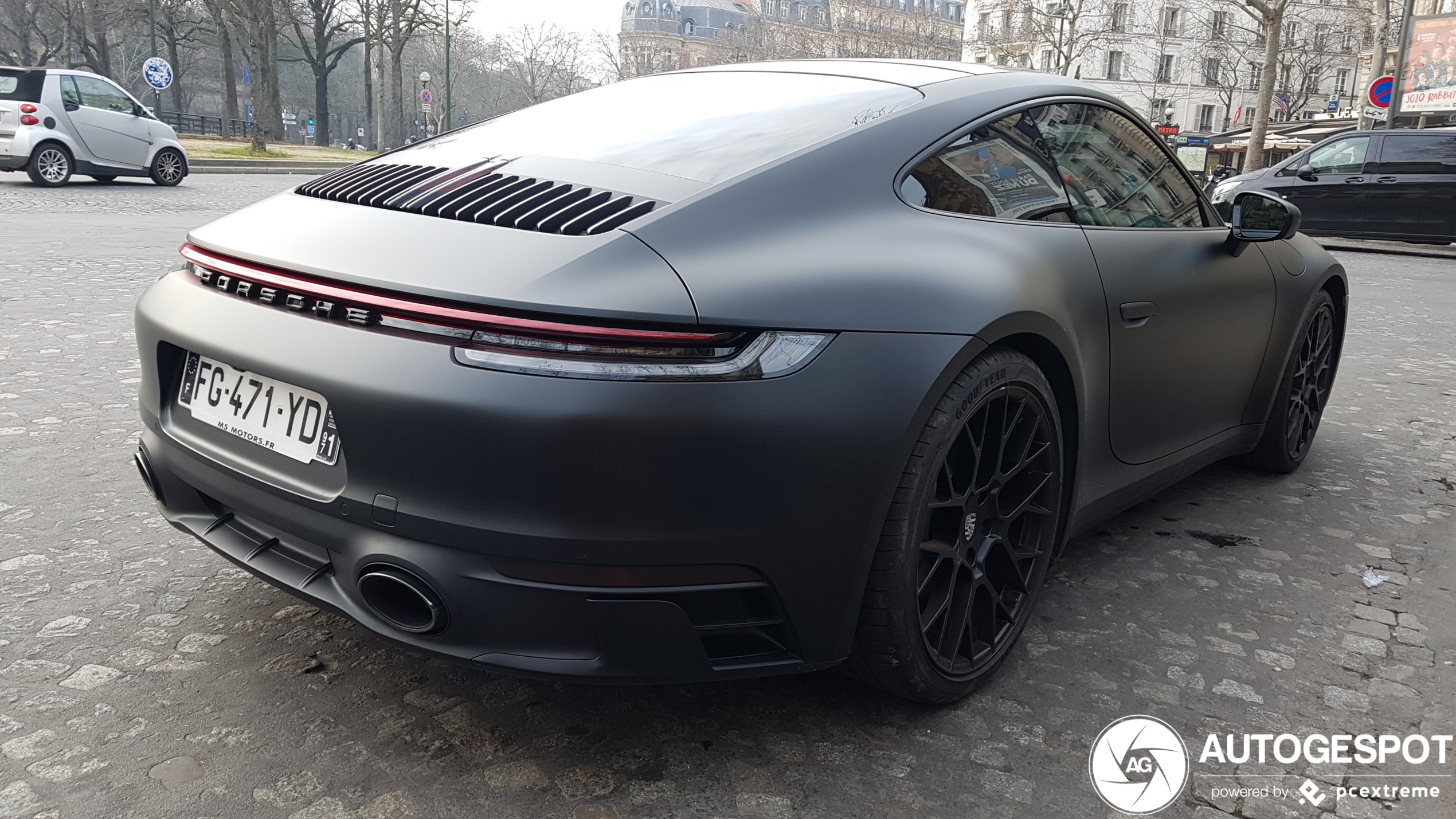 Porsche 992 Carrera 4S