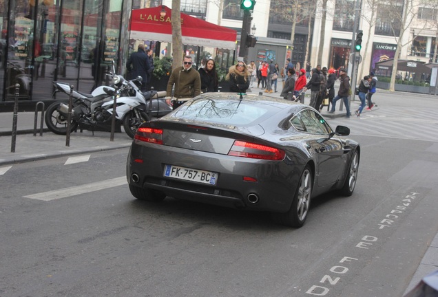 Aston Martin V8 Vantage