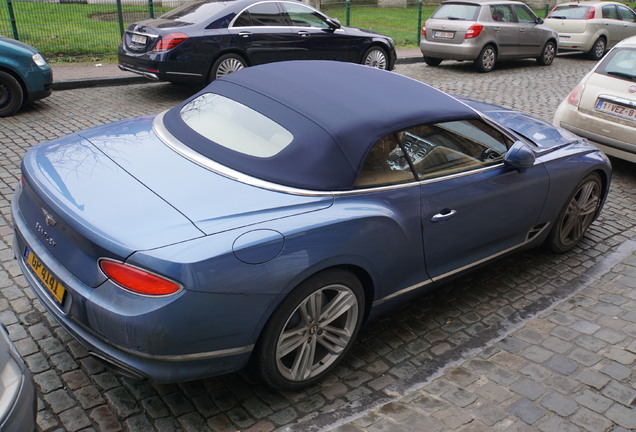 Bentley Continental GTC 2019