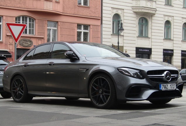 Mercedes-AMG E 63 S W213