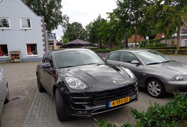 Porsche 95B Macan Turbo