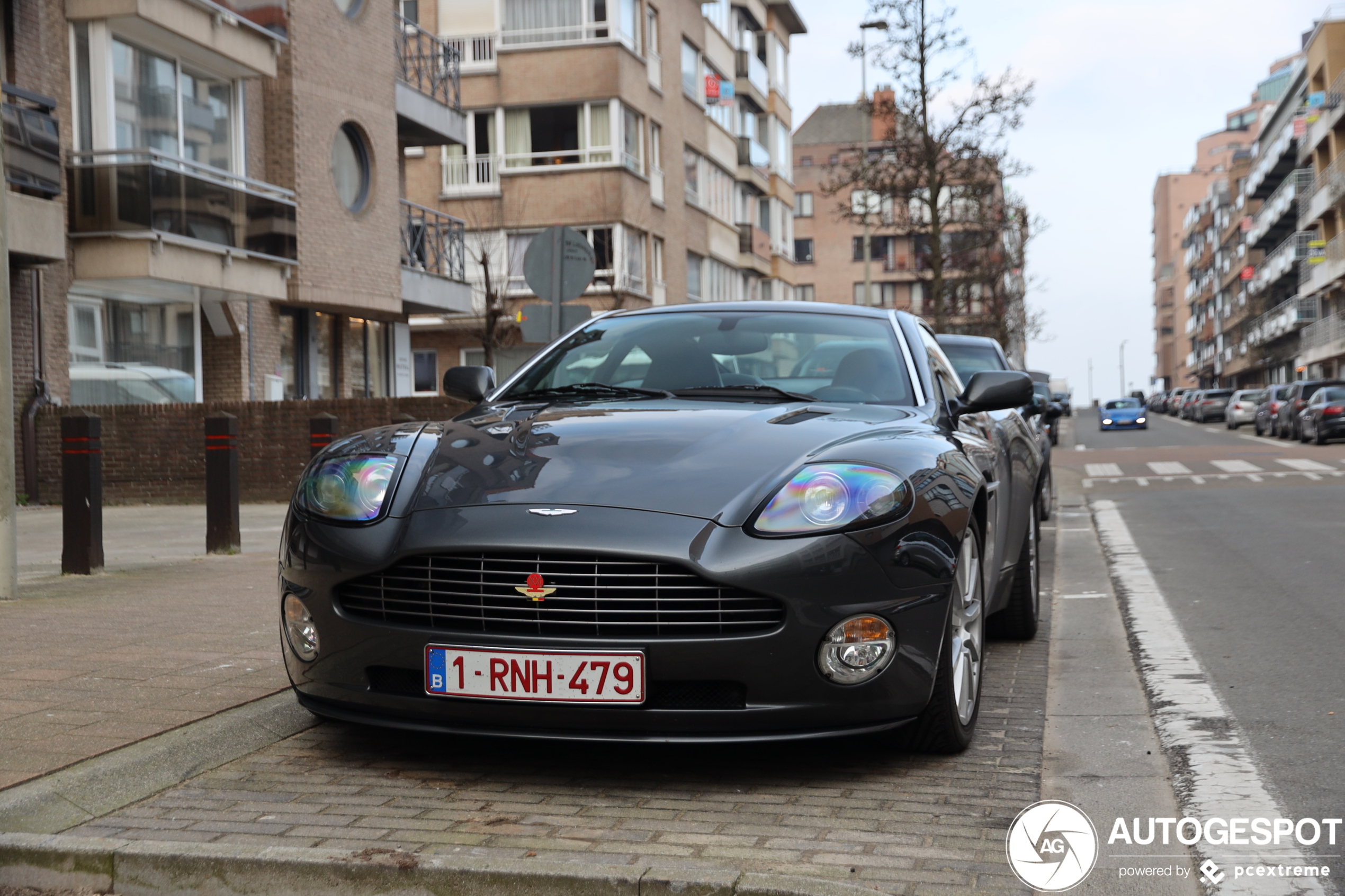 Aston Martin Vanquish S