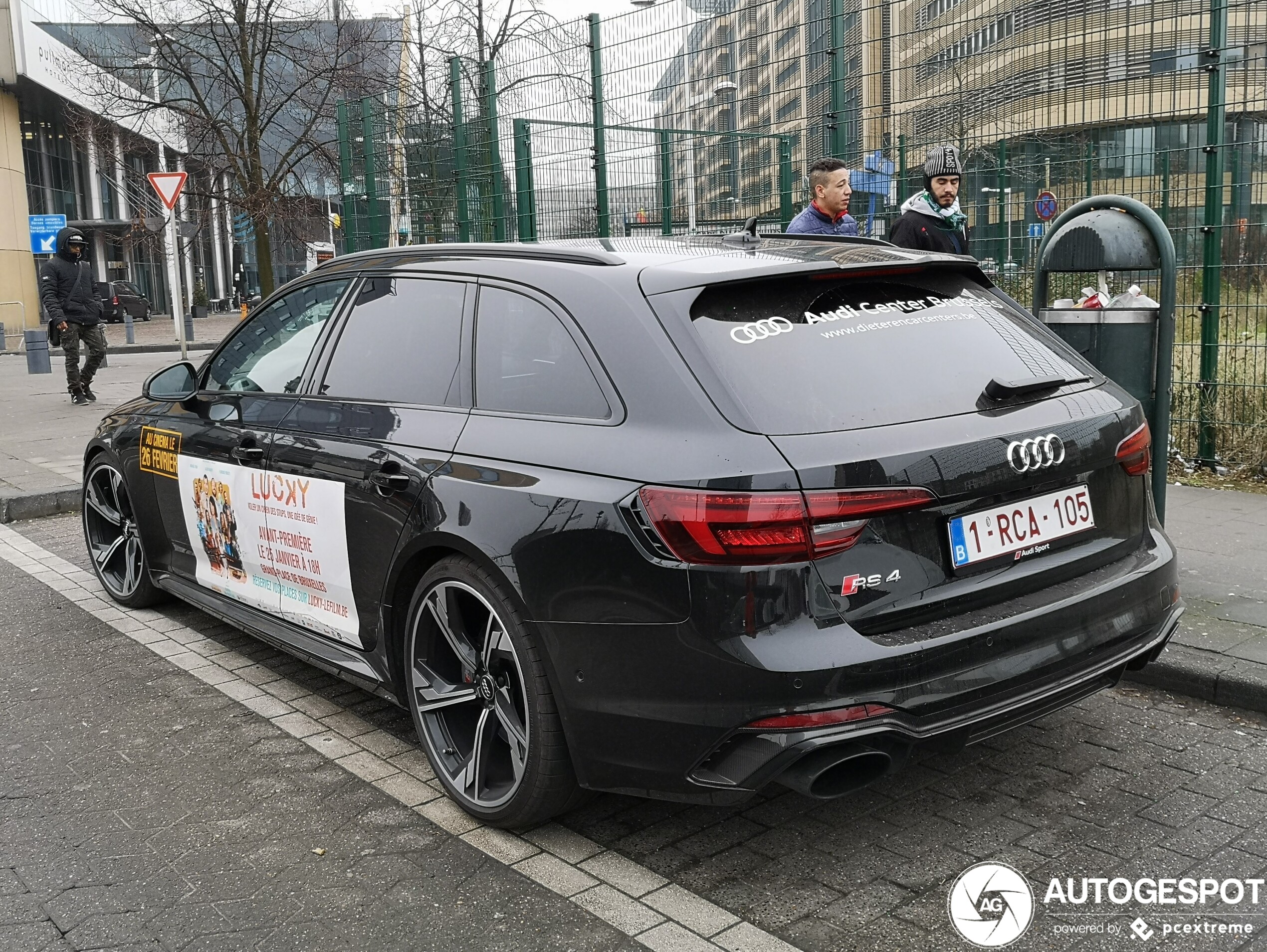 Audi RS4 Avant B9