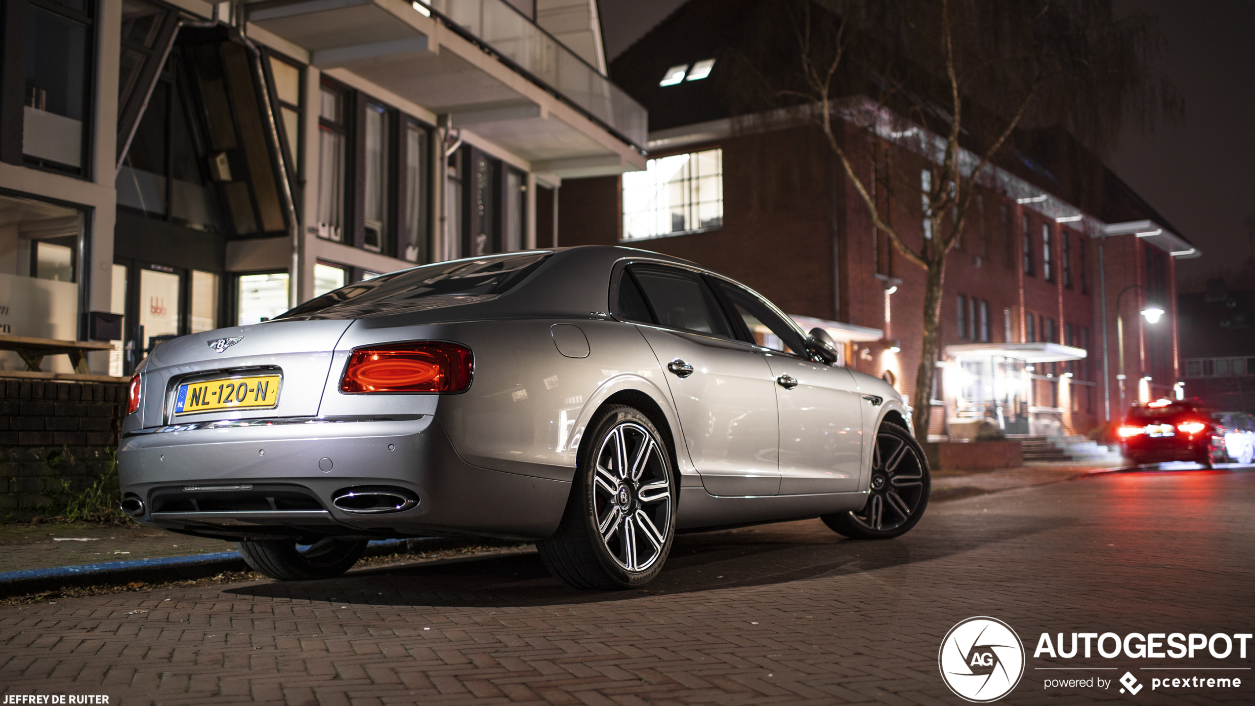 Bentley Flying Spur W12